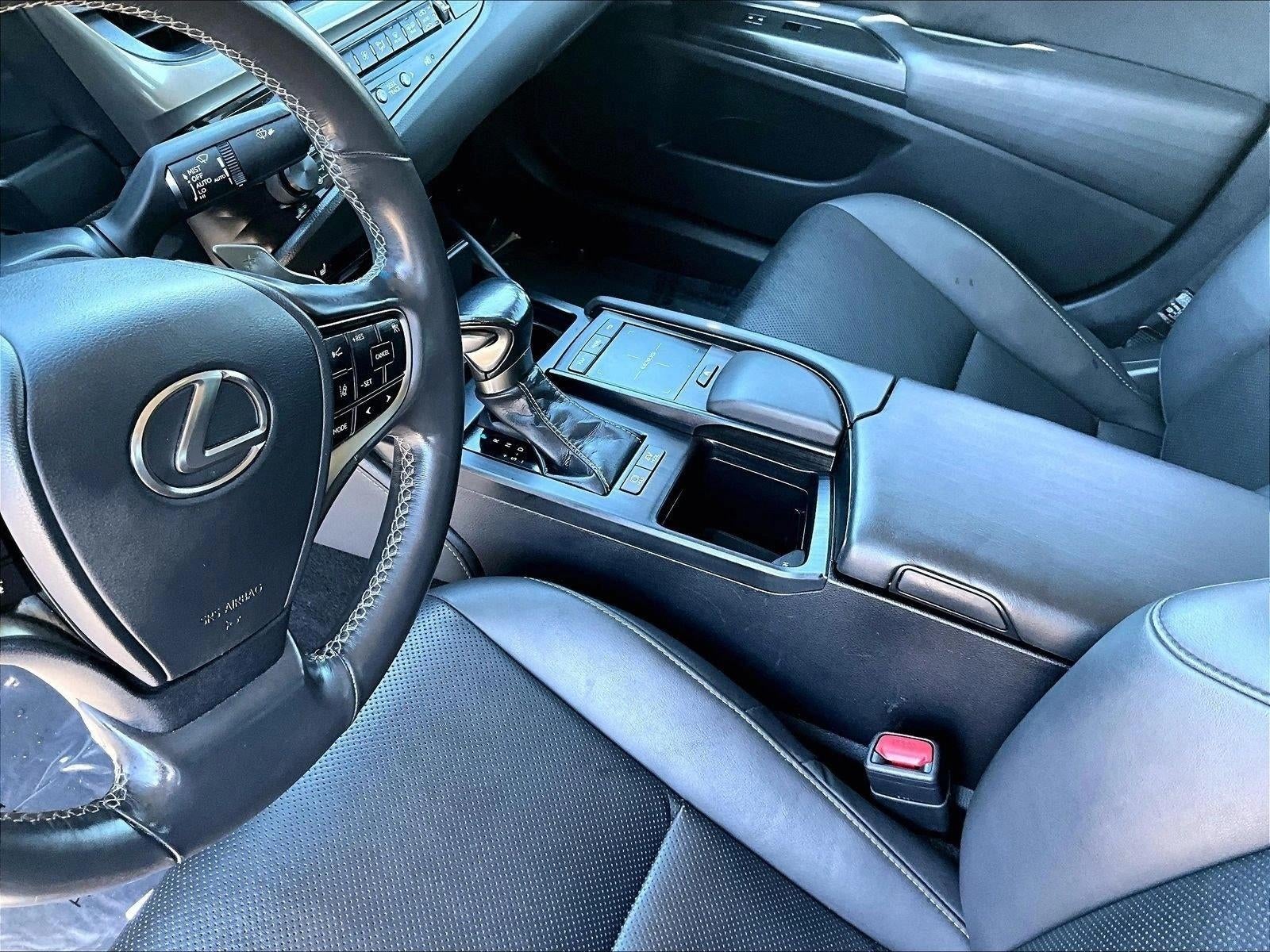 2020 Lexus ES 