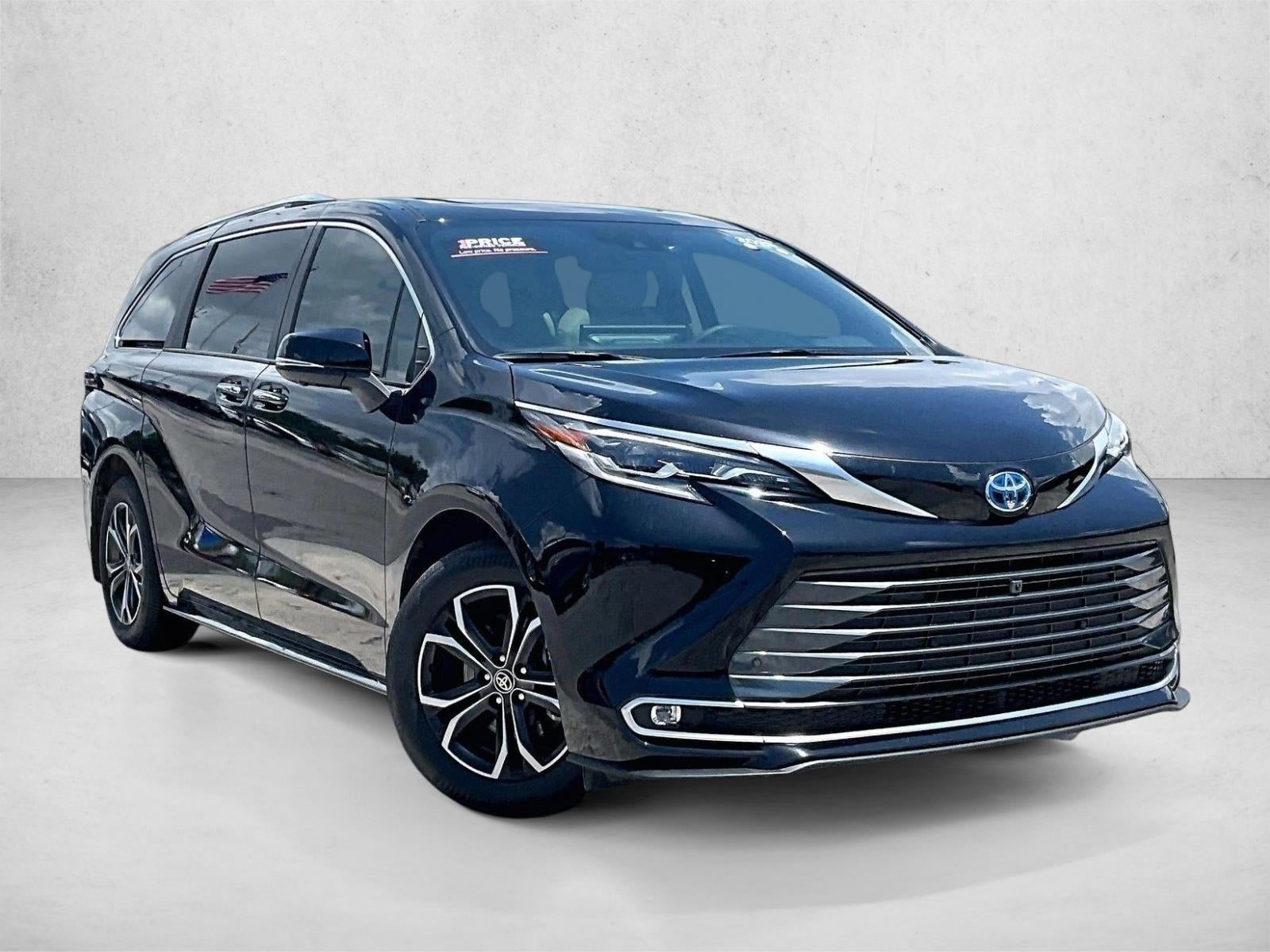 2025 Toyota Sienna Platinum