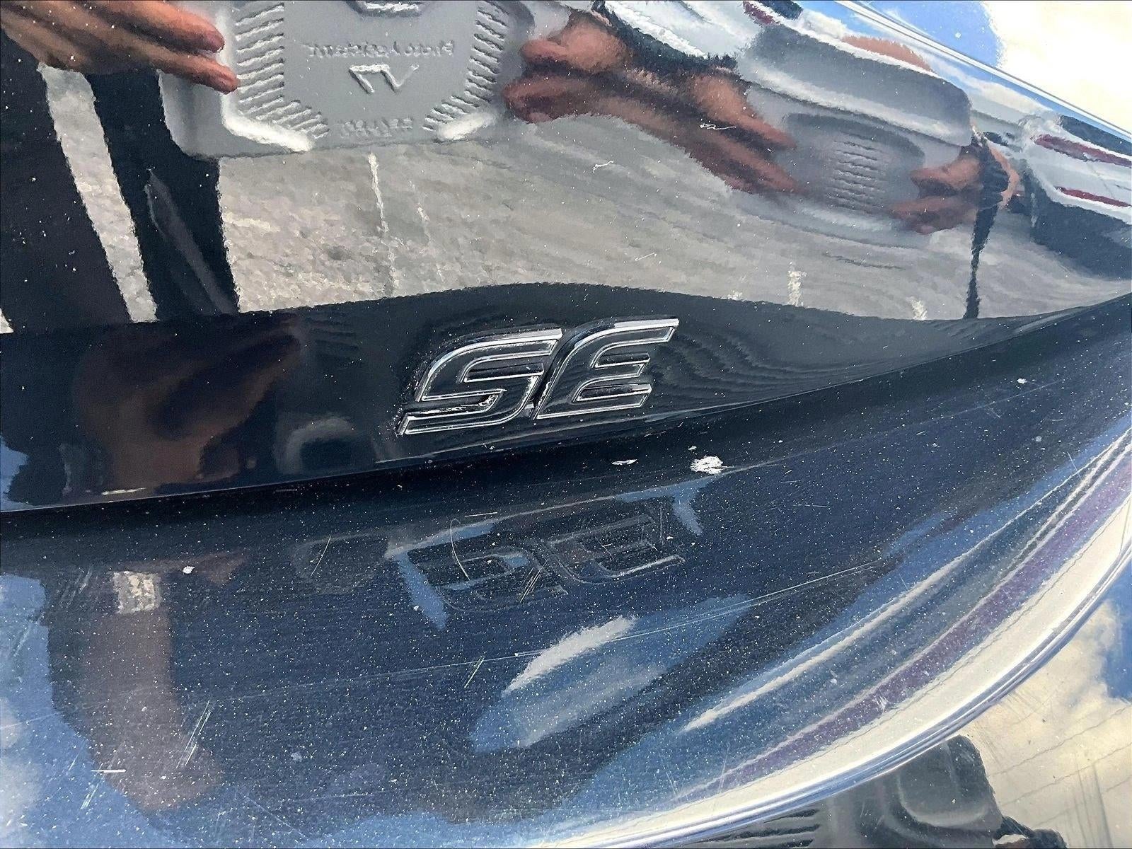 2021 Toyota Corolla Hatchback SE