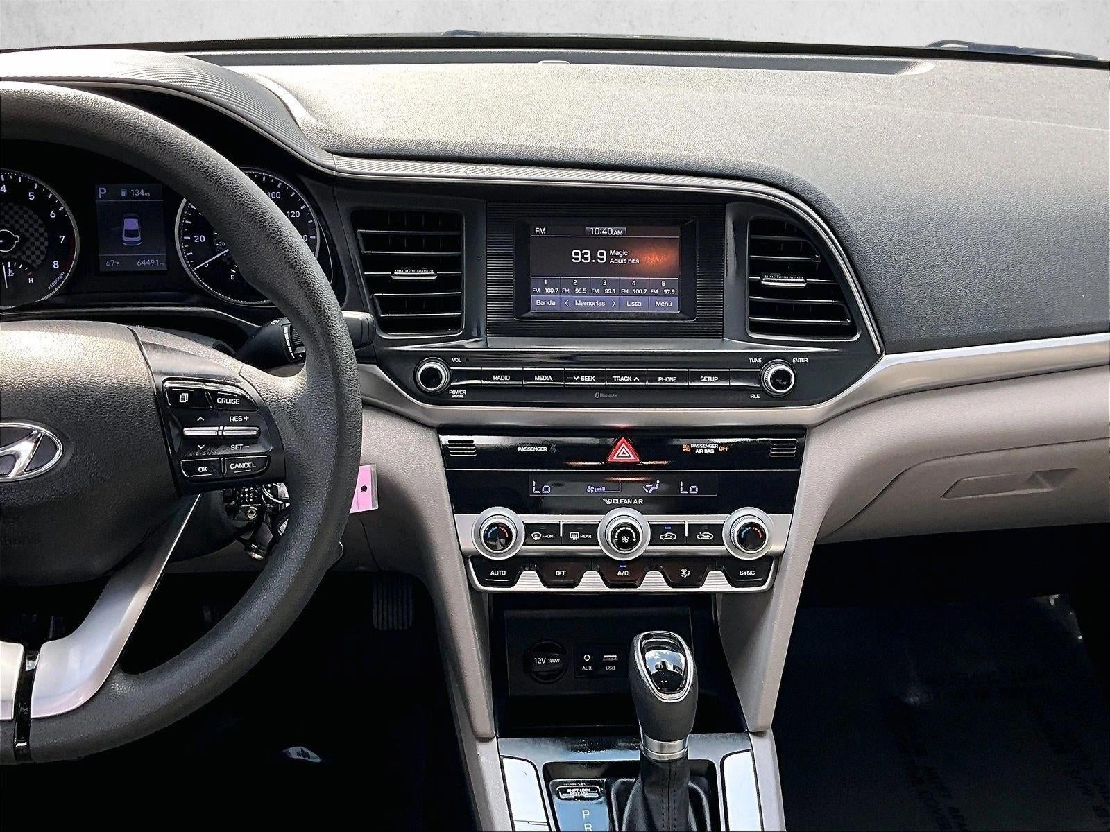 2020 Hyundai Elantra SE