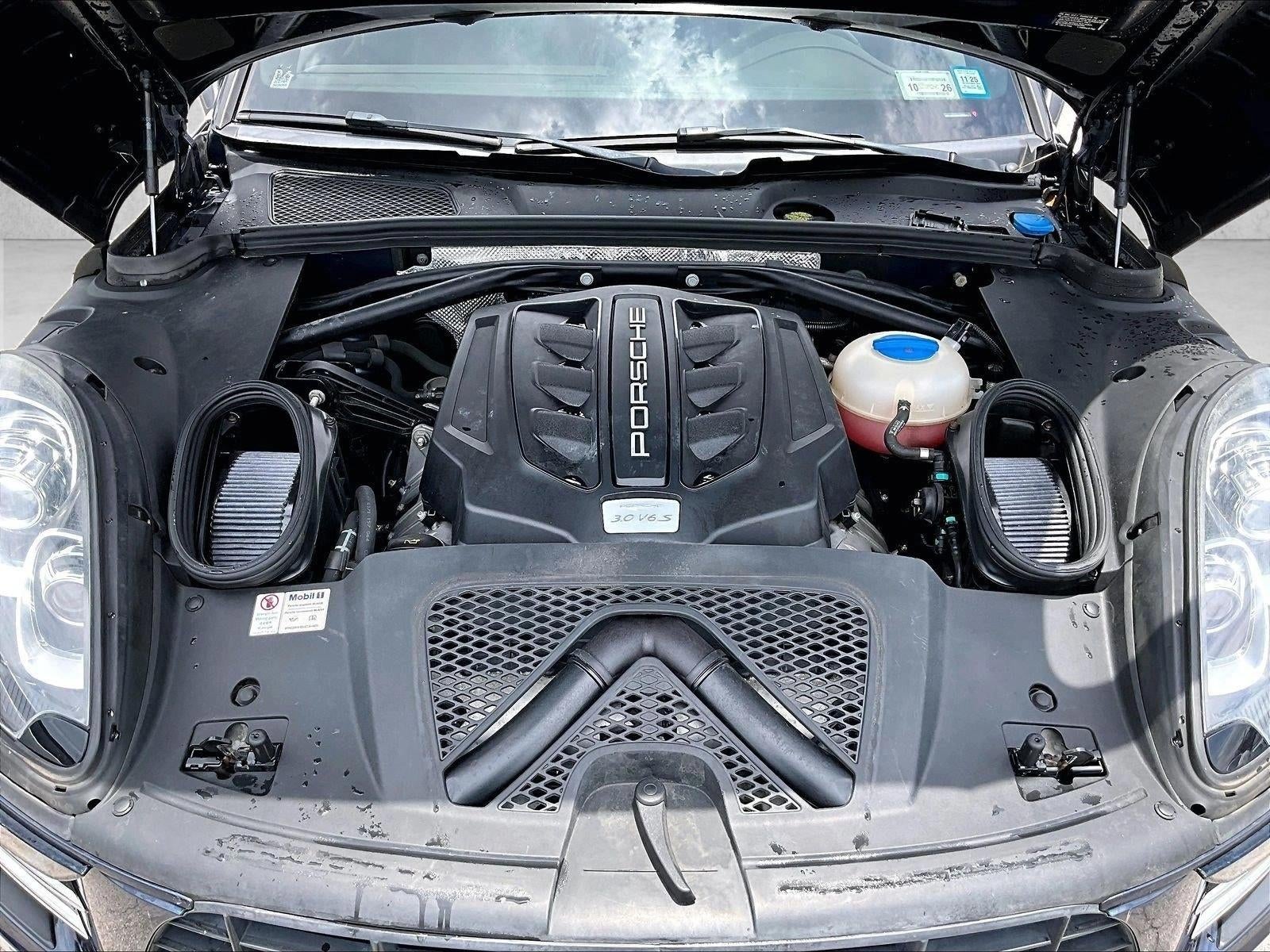 2017 Porsche Macan S
