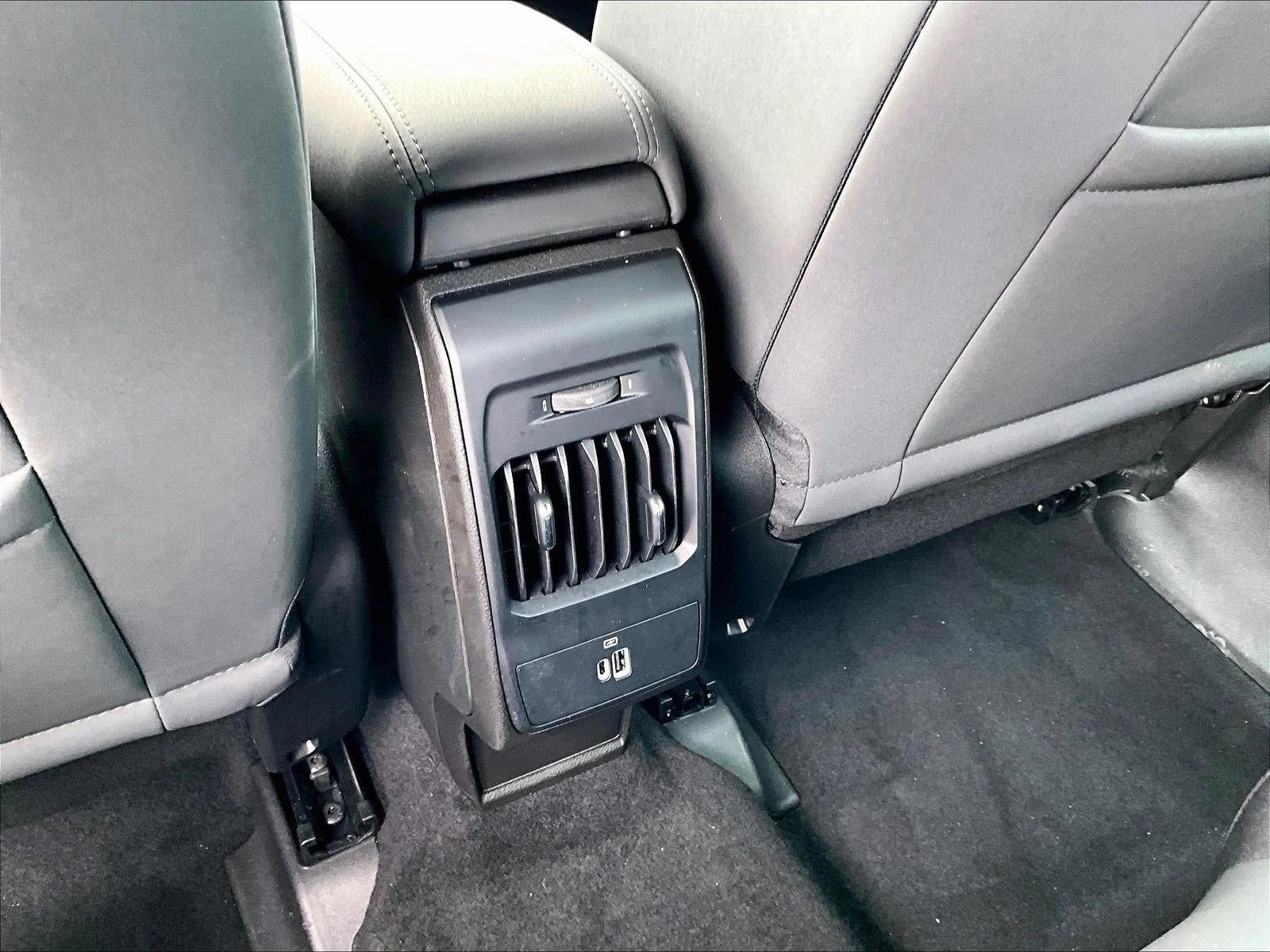 2025 Alfa Romeo Tonale Base