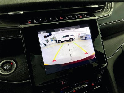 2023 Jeep Grand Cherokee Laredo 4x2