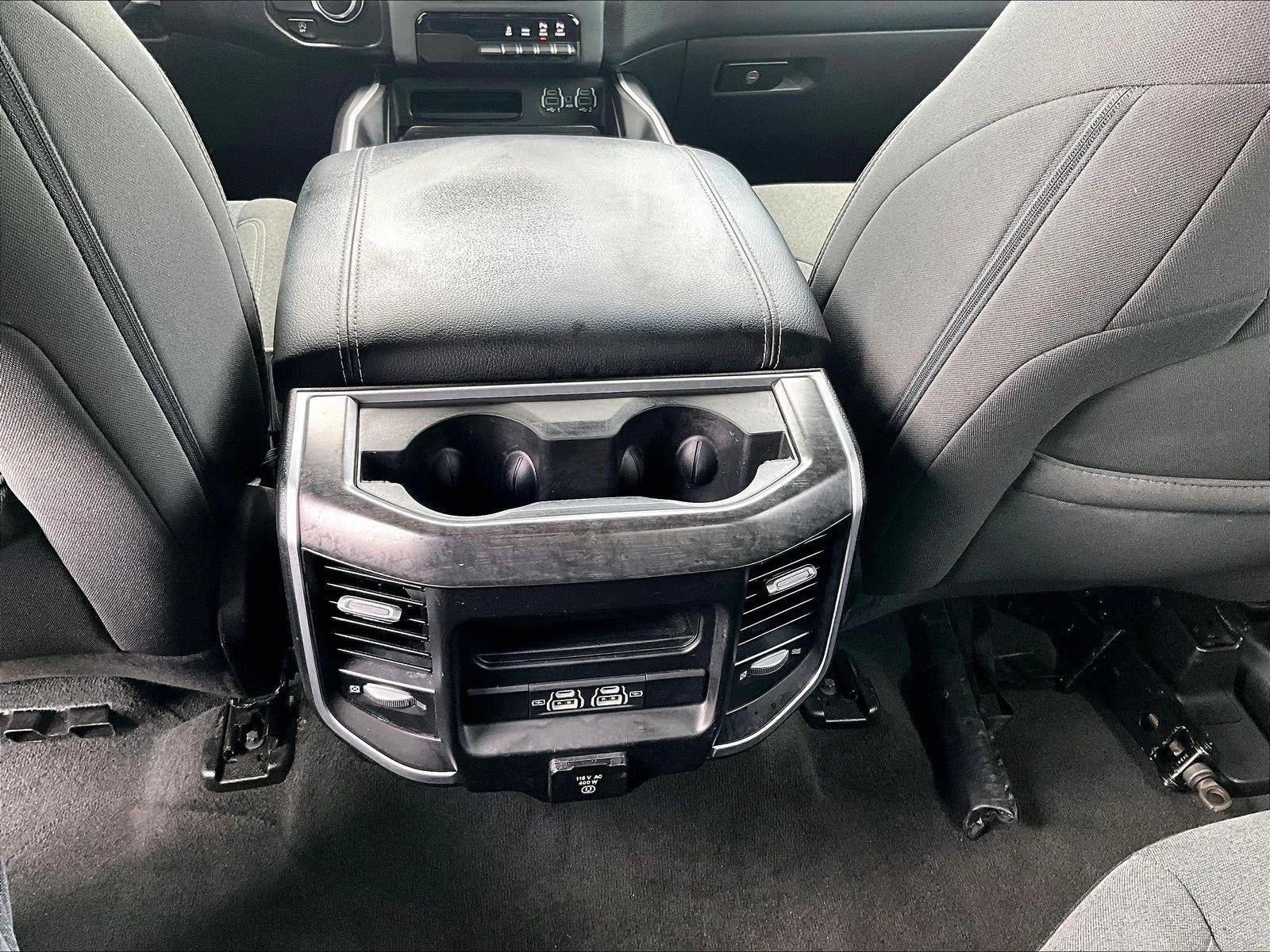 2022 RAM 1500 Big Horn Quad Cab 4x2 6'4" Box