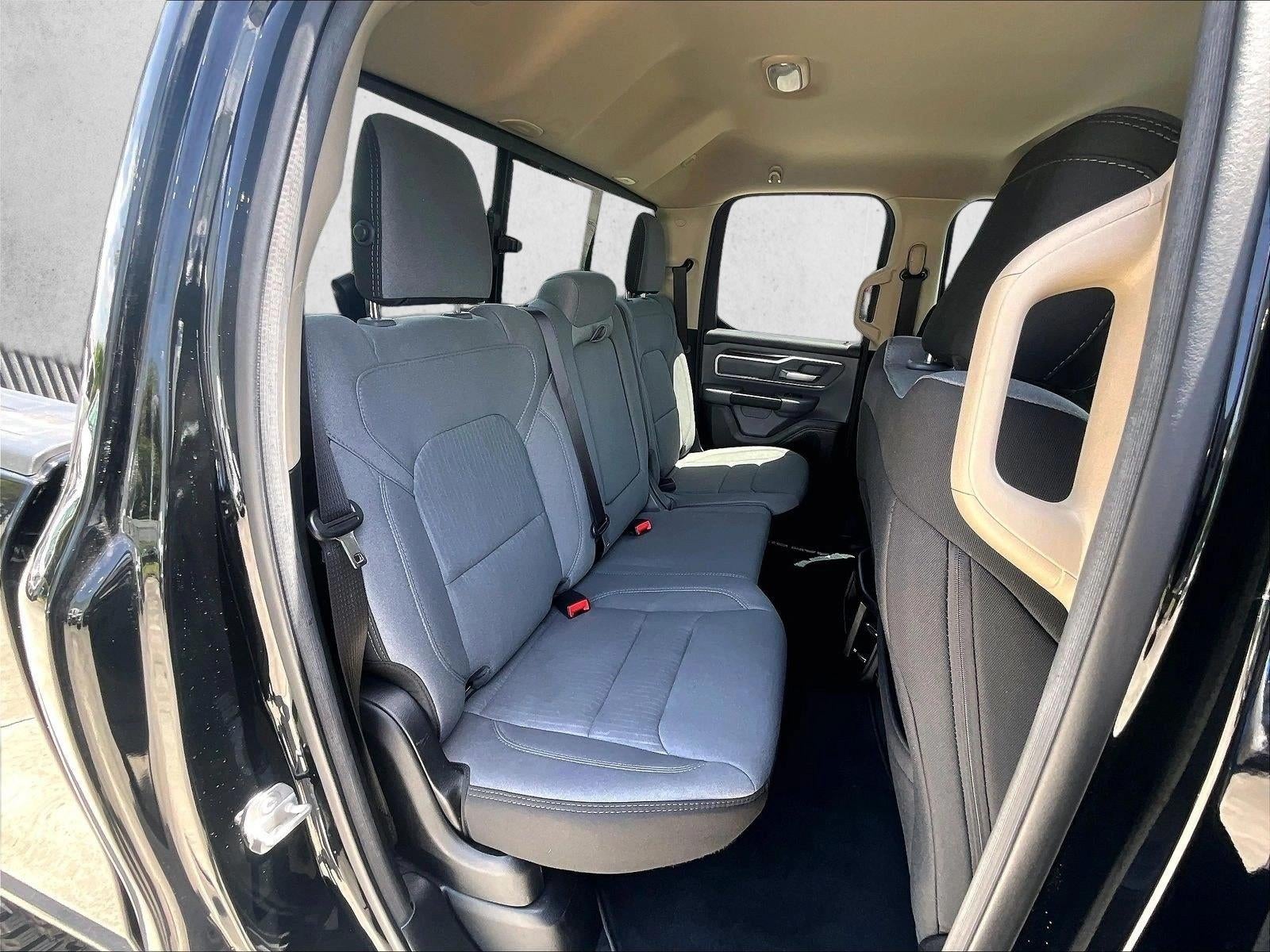 2020 RAM 1500 Big Horn Quad Cab 4x2 6'4" Box