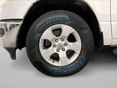 2021 RAM 1500 Big Horn Crew Cab 4x4 6'4" Box