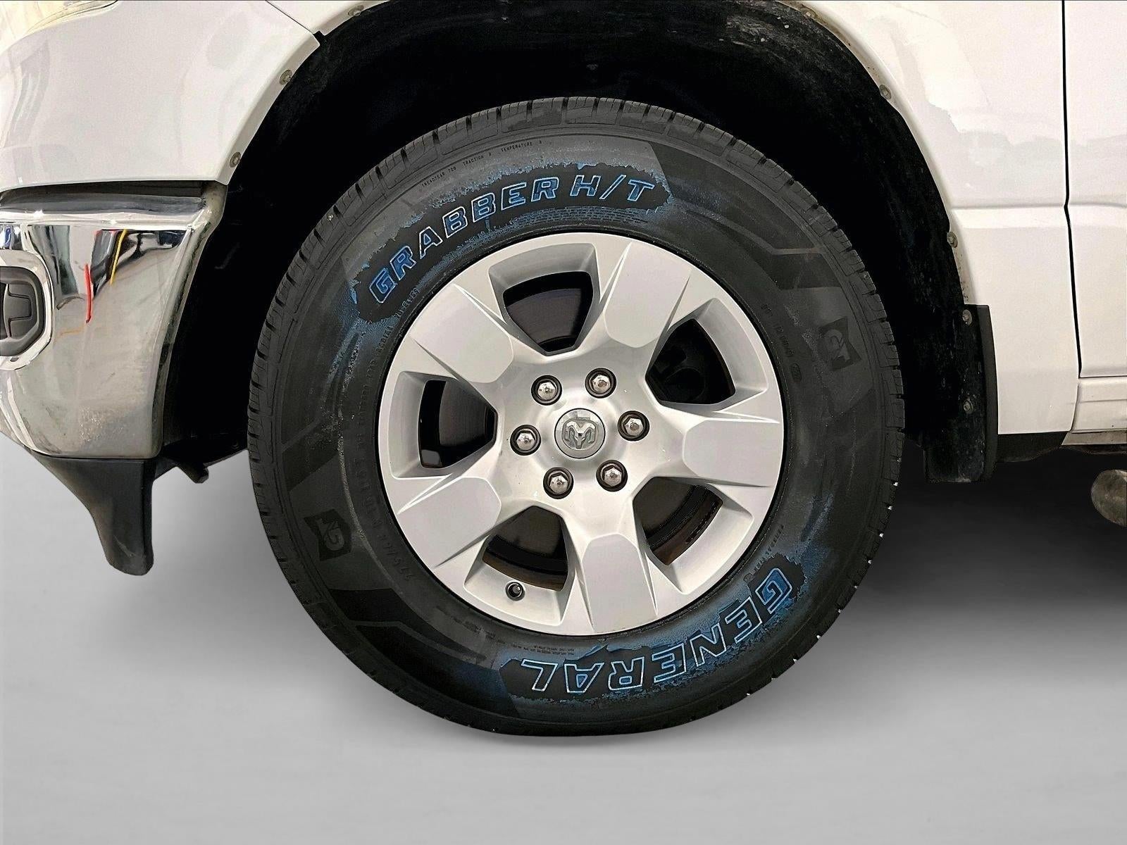 2021 RAM 1500 Big Horn Crew Cab 4x4 6'4" Box