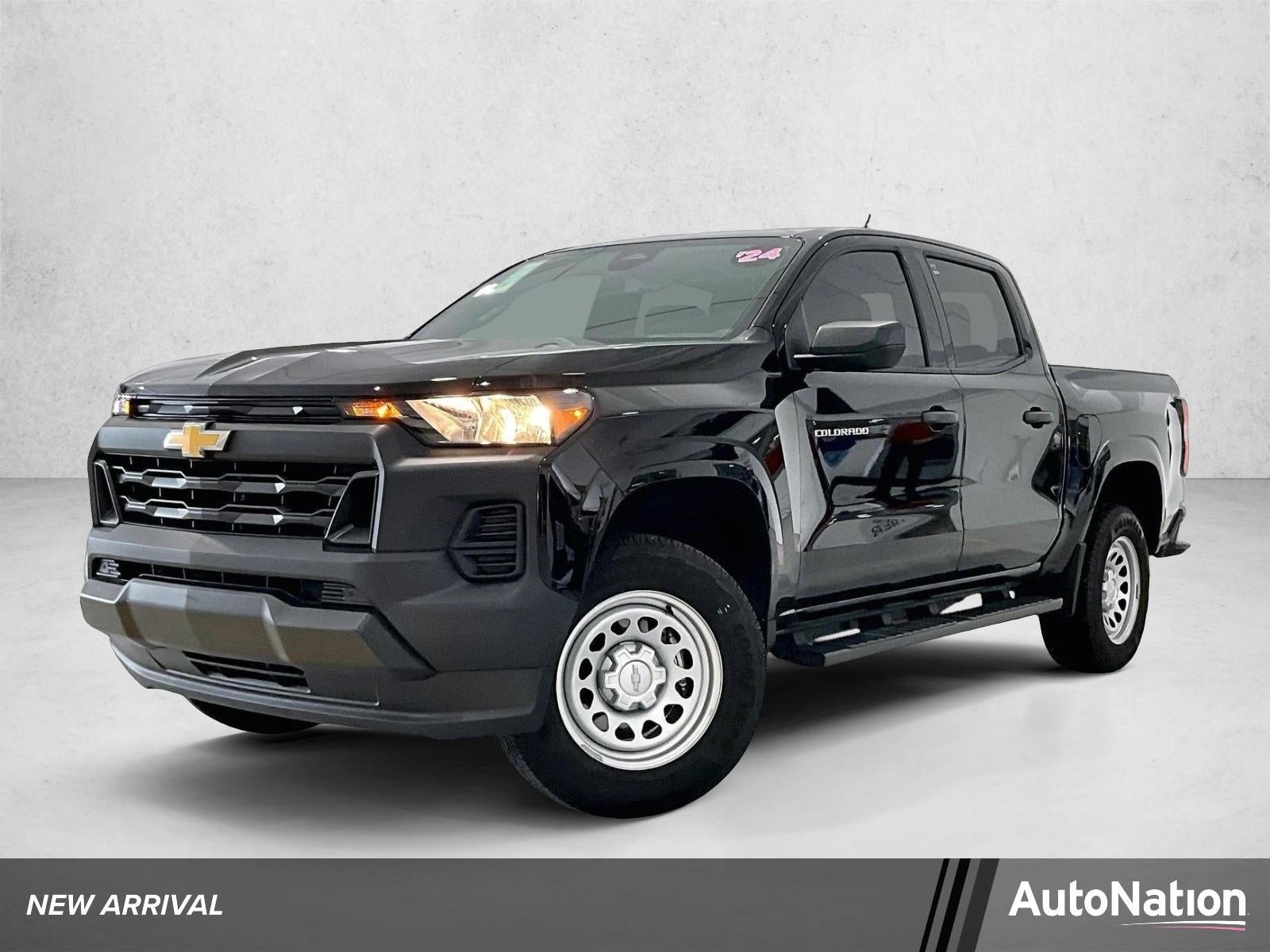 2024 Chevrolet Colorado 2WD Work Truck Crew Cab Short Box's photo