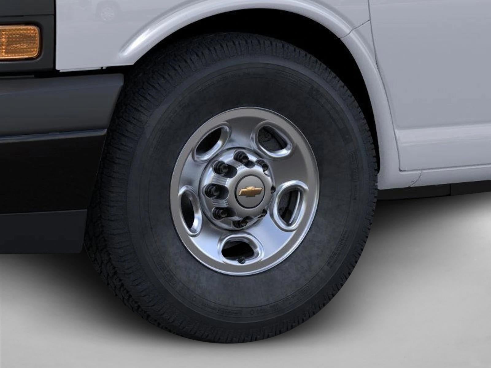 2025 Chevrolet Express Cargo Base