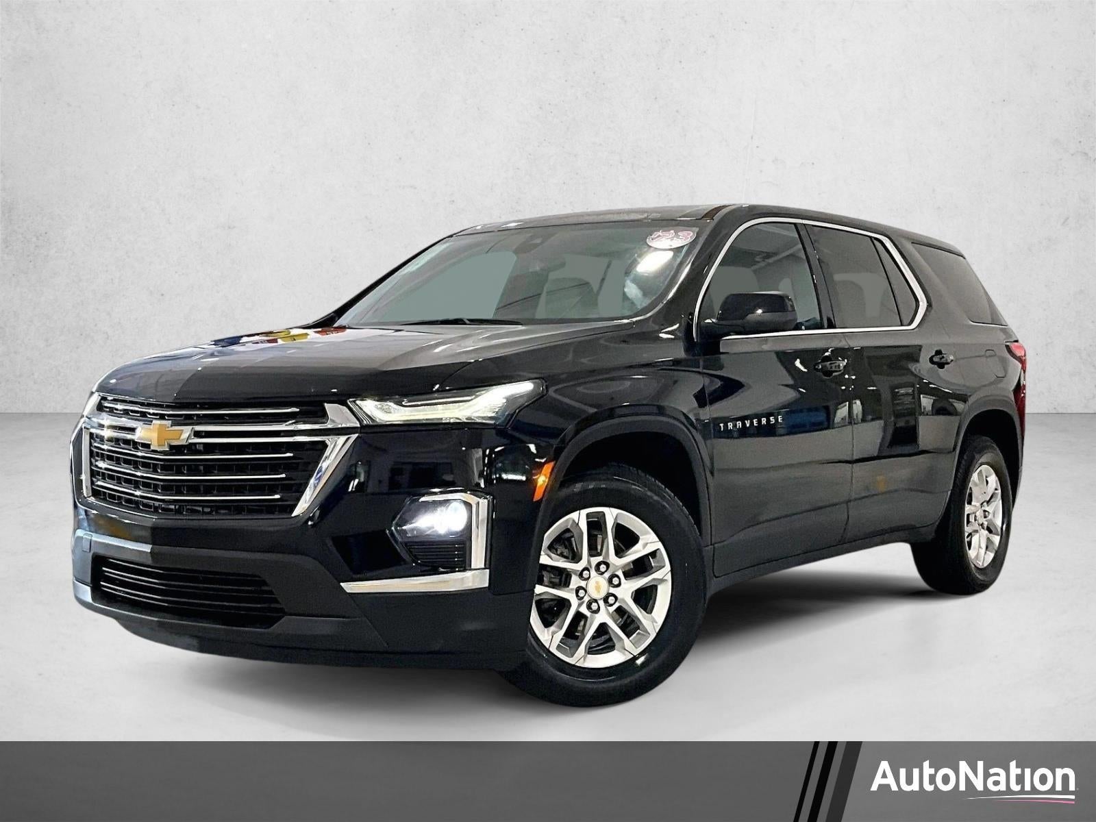 2023 Chevrolet Traverse LS