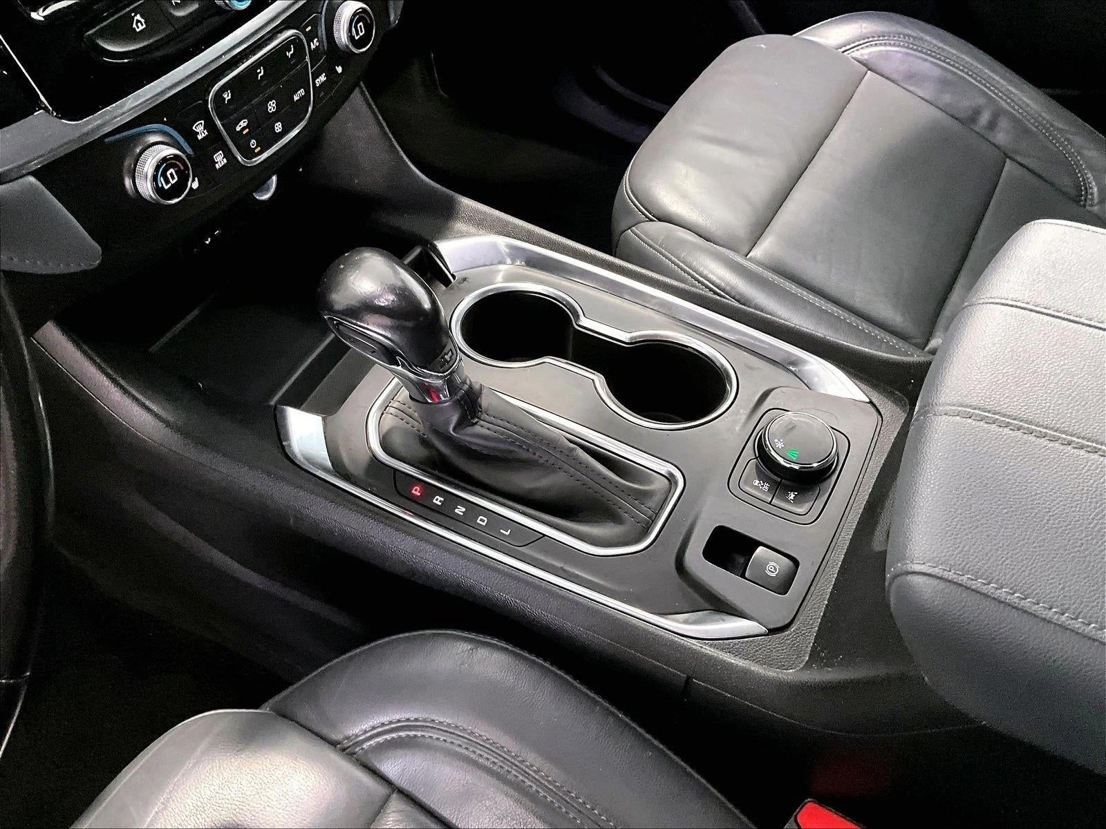 2021 Chevrolet Traverse LT Leather