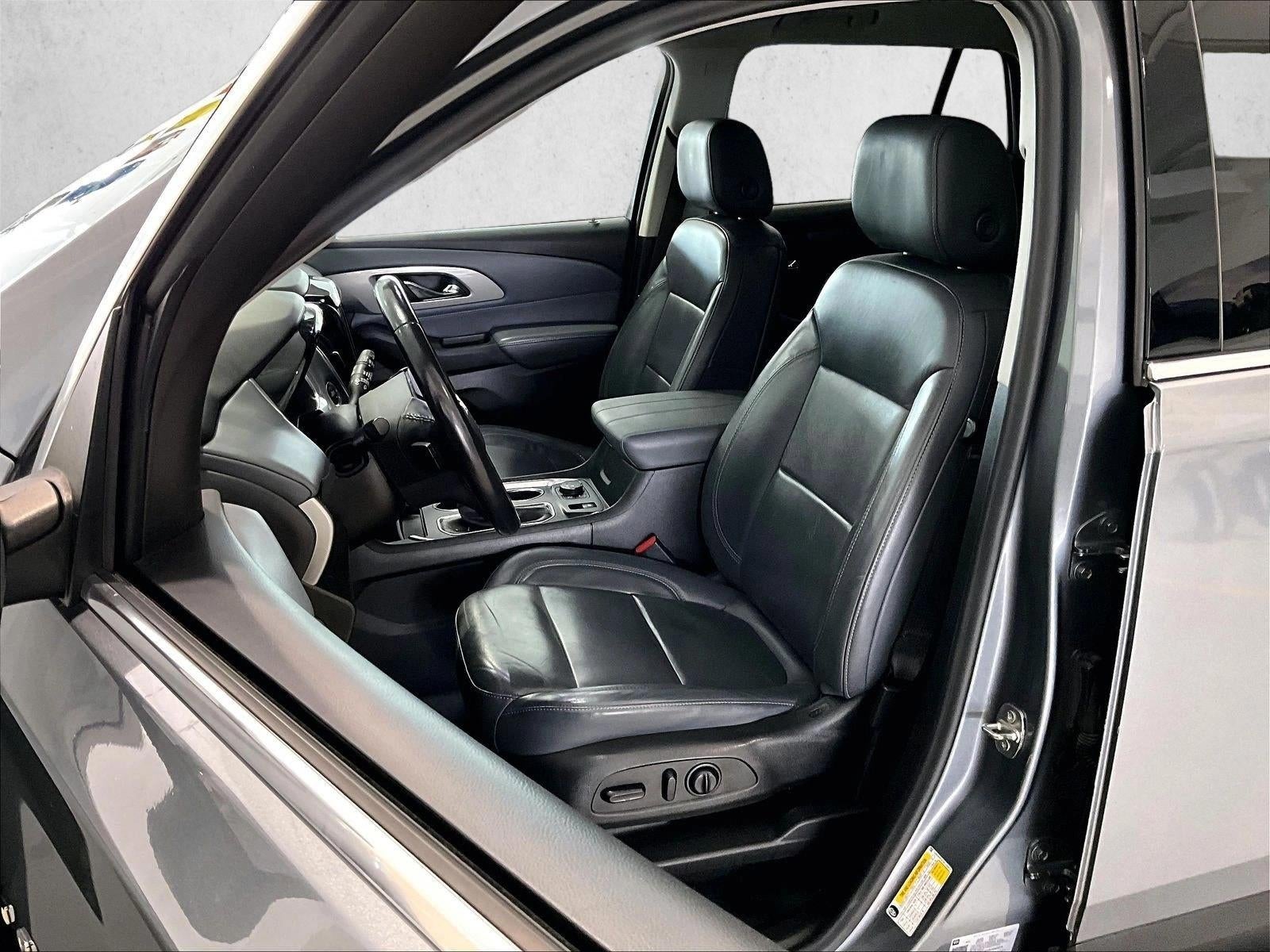 2021 Chevrolet Traverse LT Leather