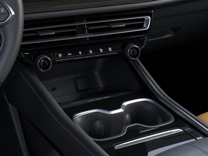 2027 Chevrolet Traverse Z71 - Photo 35