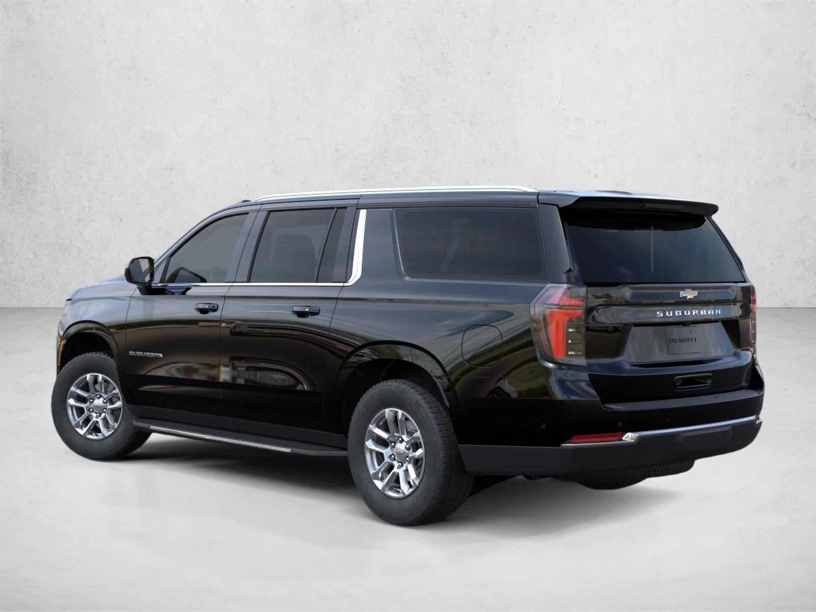 2026 Chevrolet Suburban LS - Photo 4