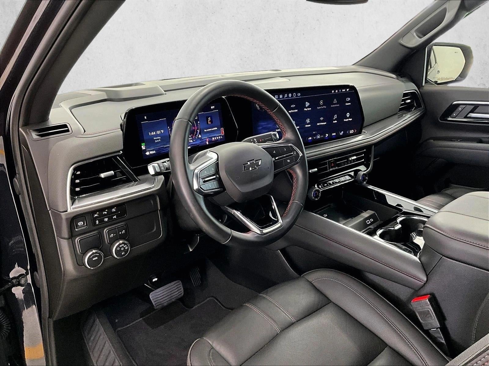 2025 Chevrolet Suburban RST