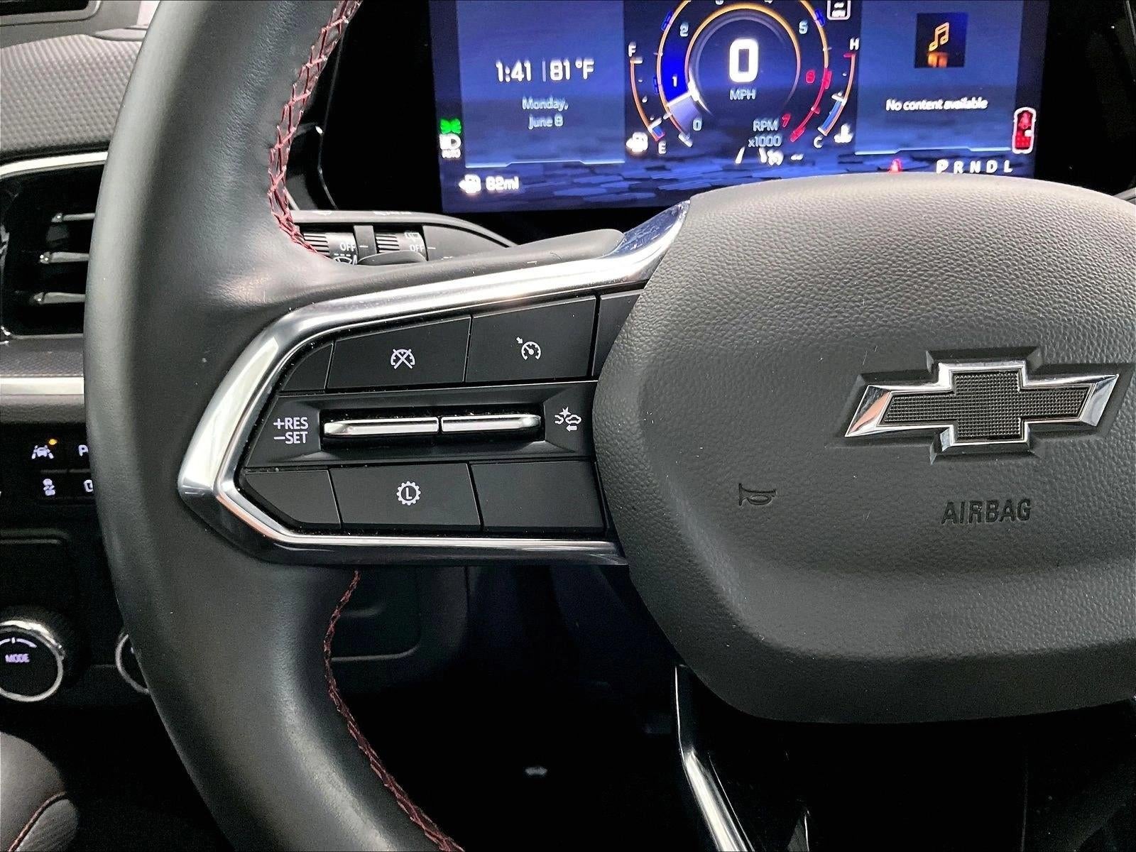2025 Chevrolet Suburban RST