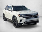 2022 Volkswagen Atlas 2.0T SE w/Technology