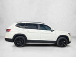 2022 Volkswagen Atlas 2.0T SE w/Technology