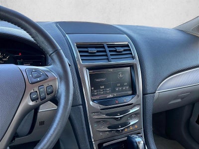 2015 Lincoln MKX Base