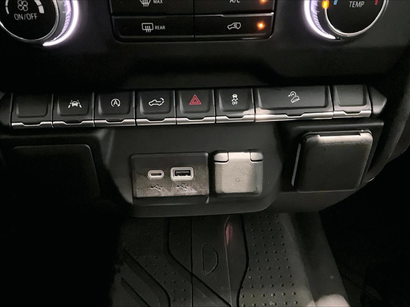 2023 Chevrolet Silverado 1500 Custom Trail Boss