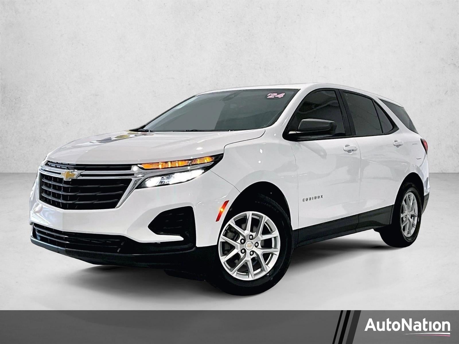 2024 Chevrolet Equinox LS's photo