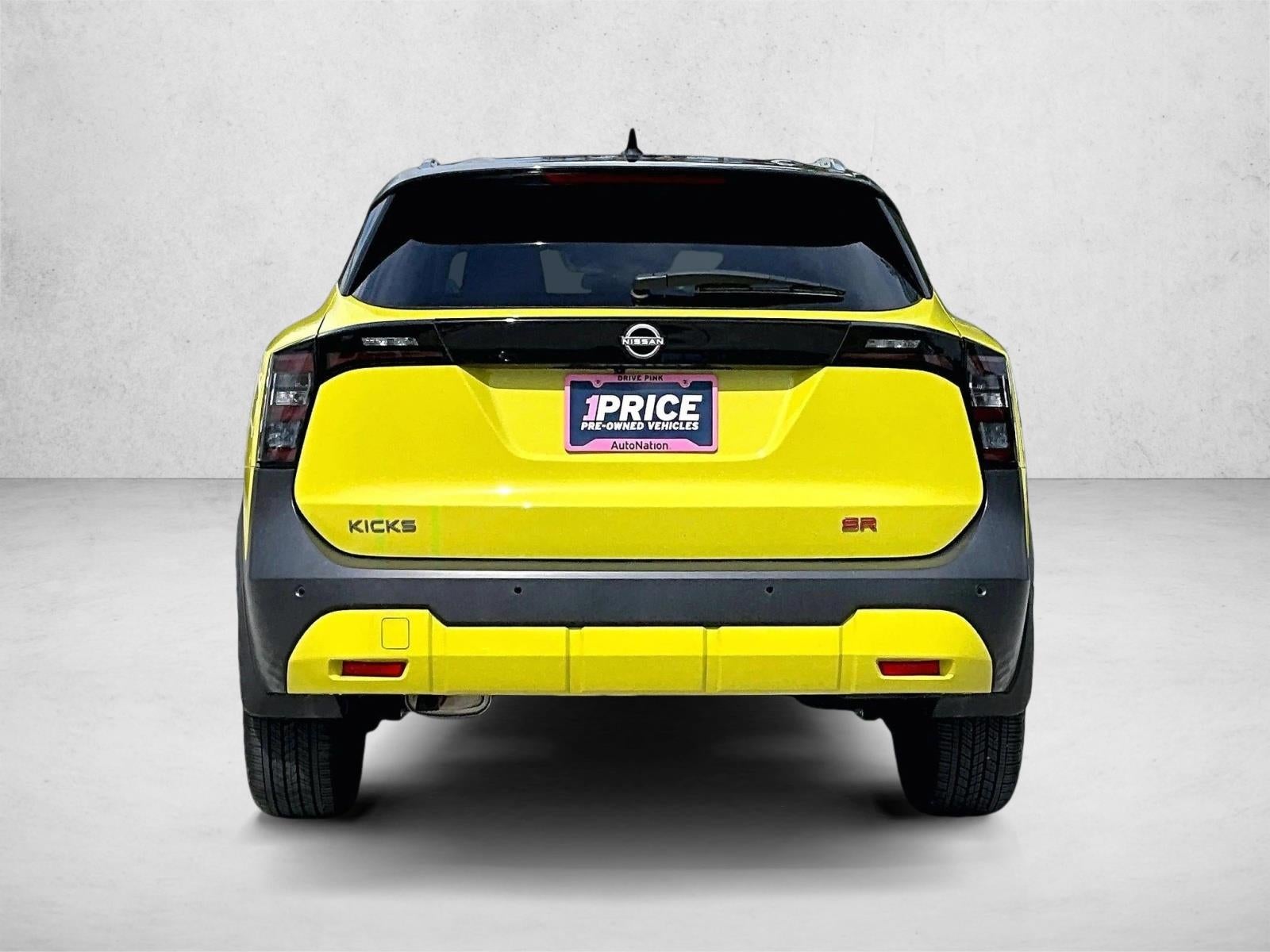 2025 Nissan Kicks SR FWD