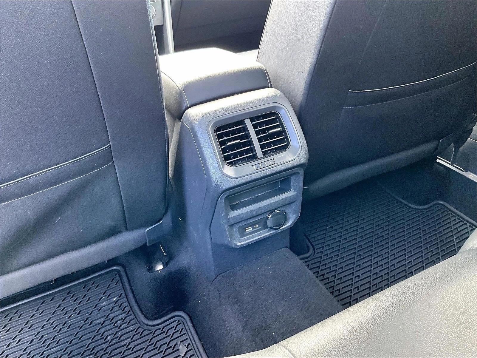 2021 Volkswagen Tiguan Base