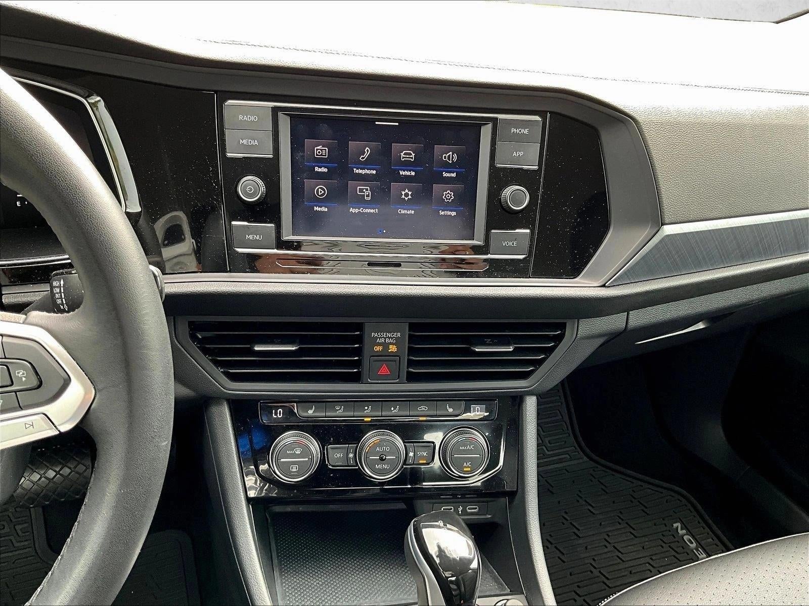 2024 Volkswagen Jetta 1.5T SE