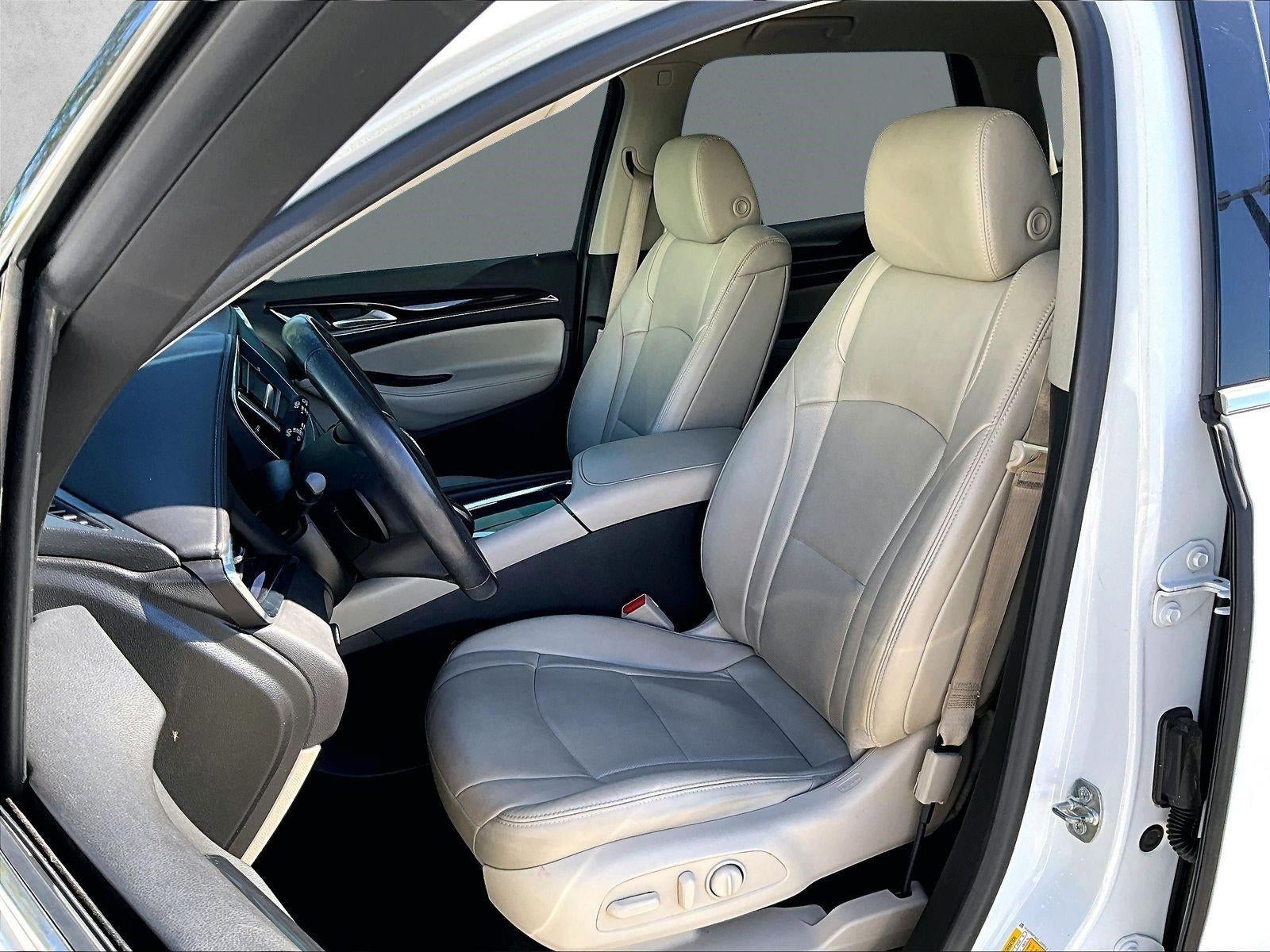 2020 Buick Enclave Essence