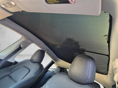 2022 Tesla Model Y Base