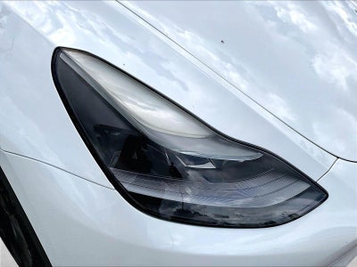 2022 Tesla Model Y Base
