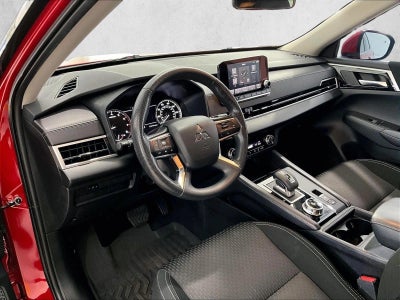 2024 Mitsubishi Outlander ES 2.5 2WD