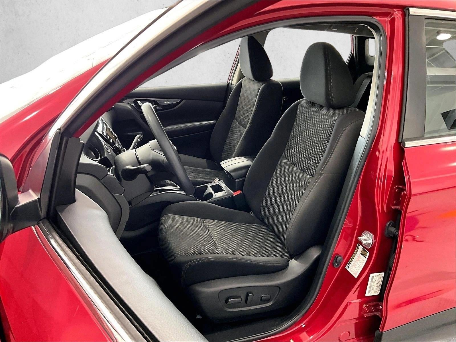 2018 Nissan Rogue Sport Base