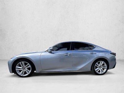 2022 Lexus IS 