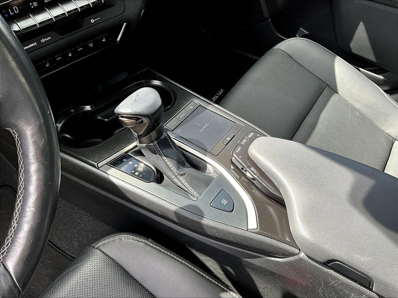 2020 Lexus UX 200 