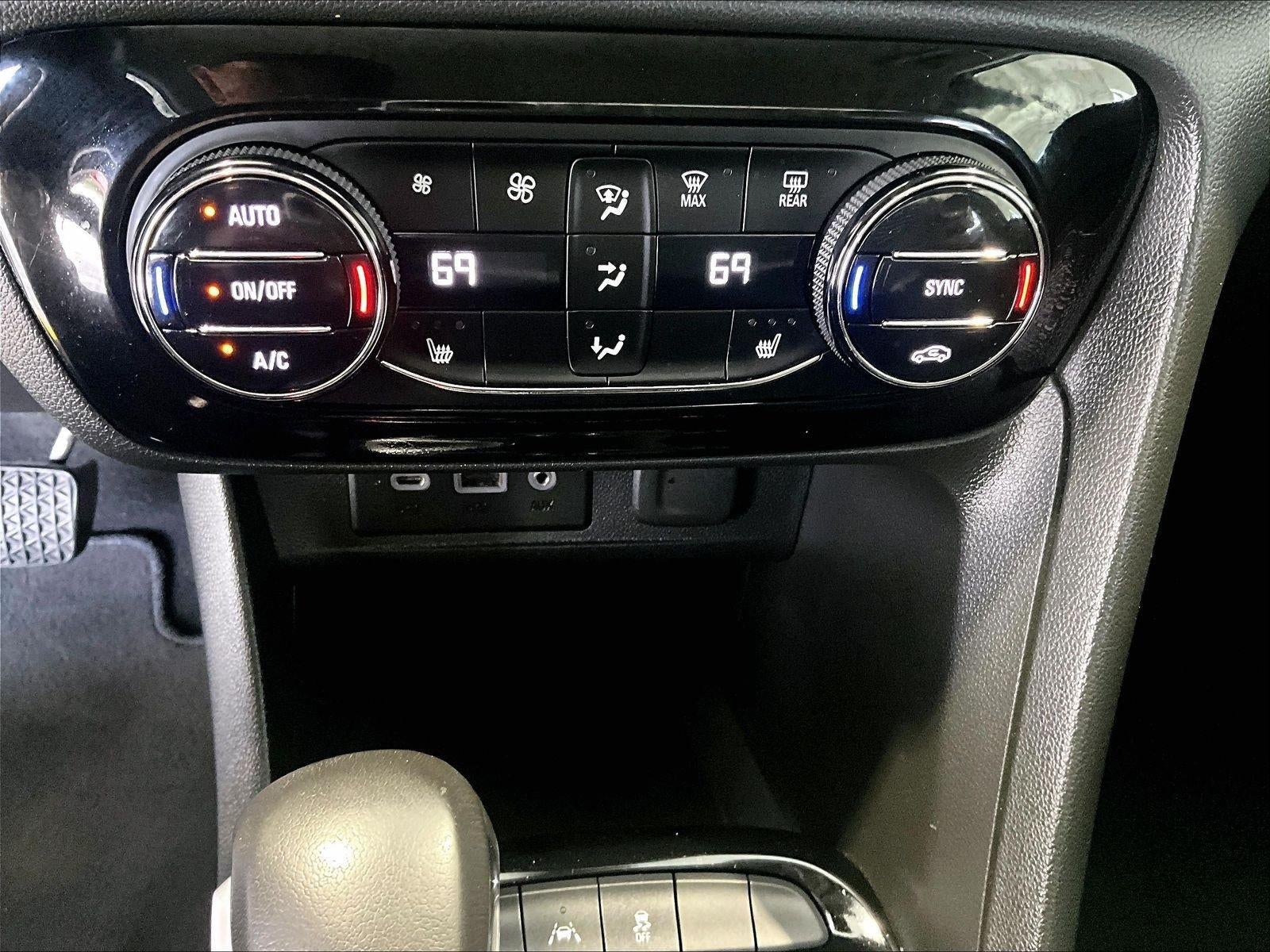 2022 Buick Encore GX Select