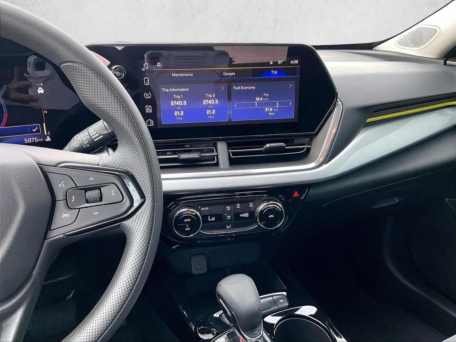 2024 Chevrolet Trax LT
