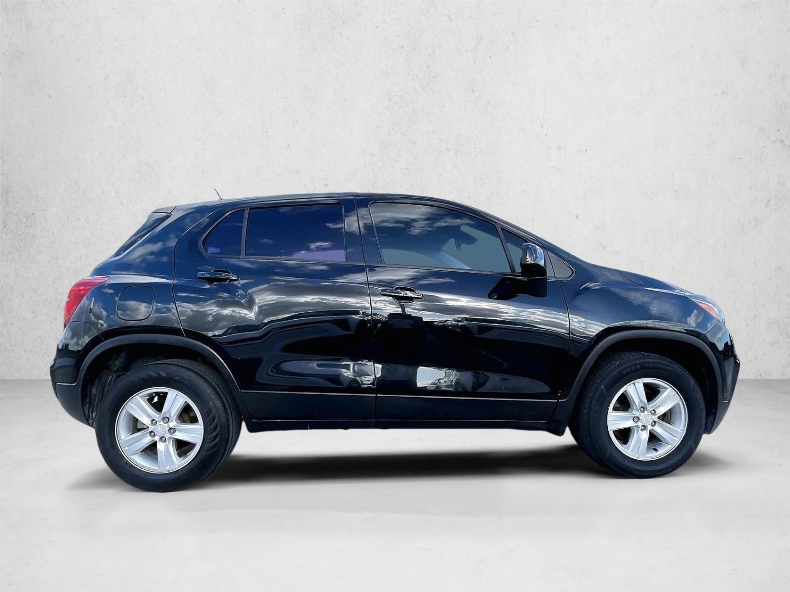 2022 Chevrolet Trax LS