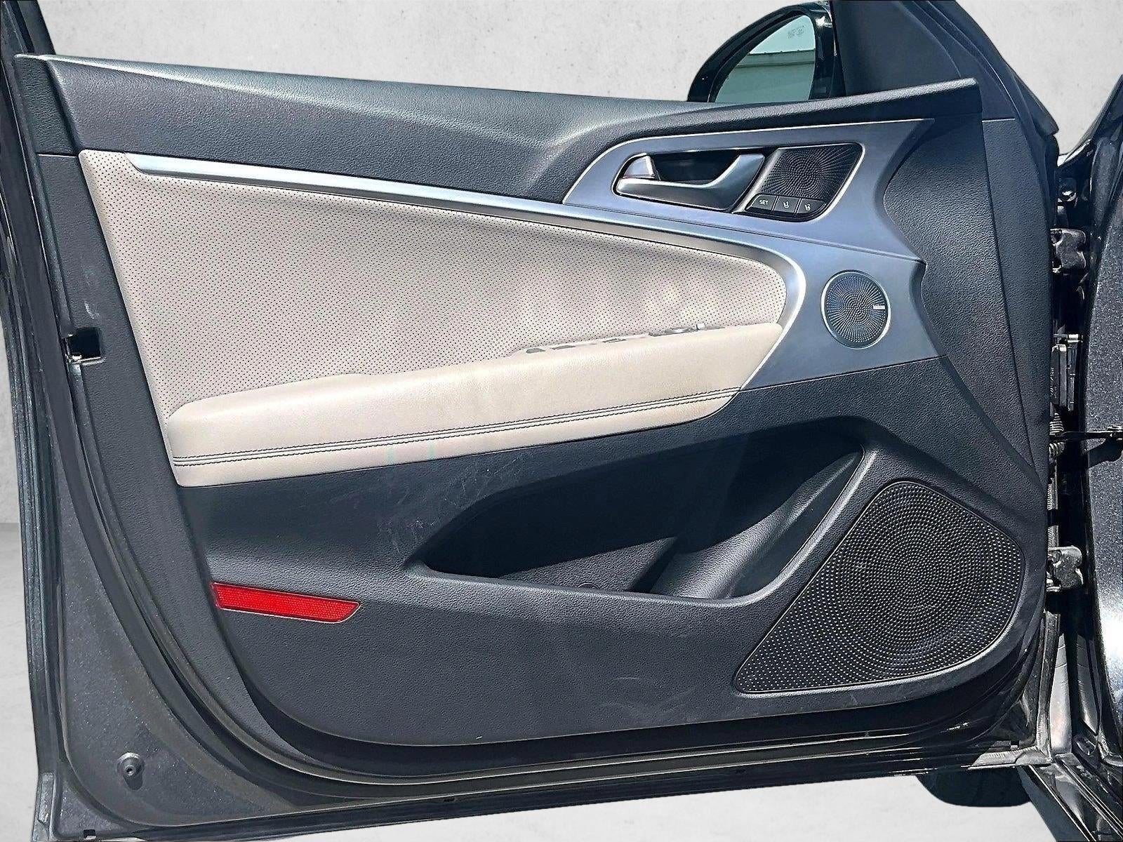 2020 Genesis G70 2.0T RWD