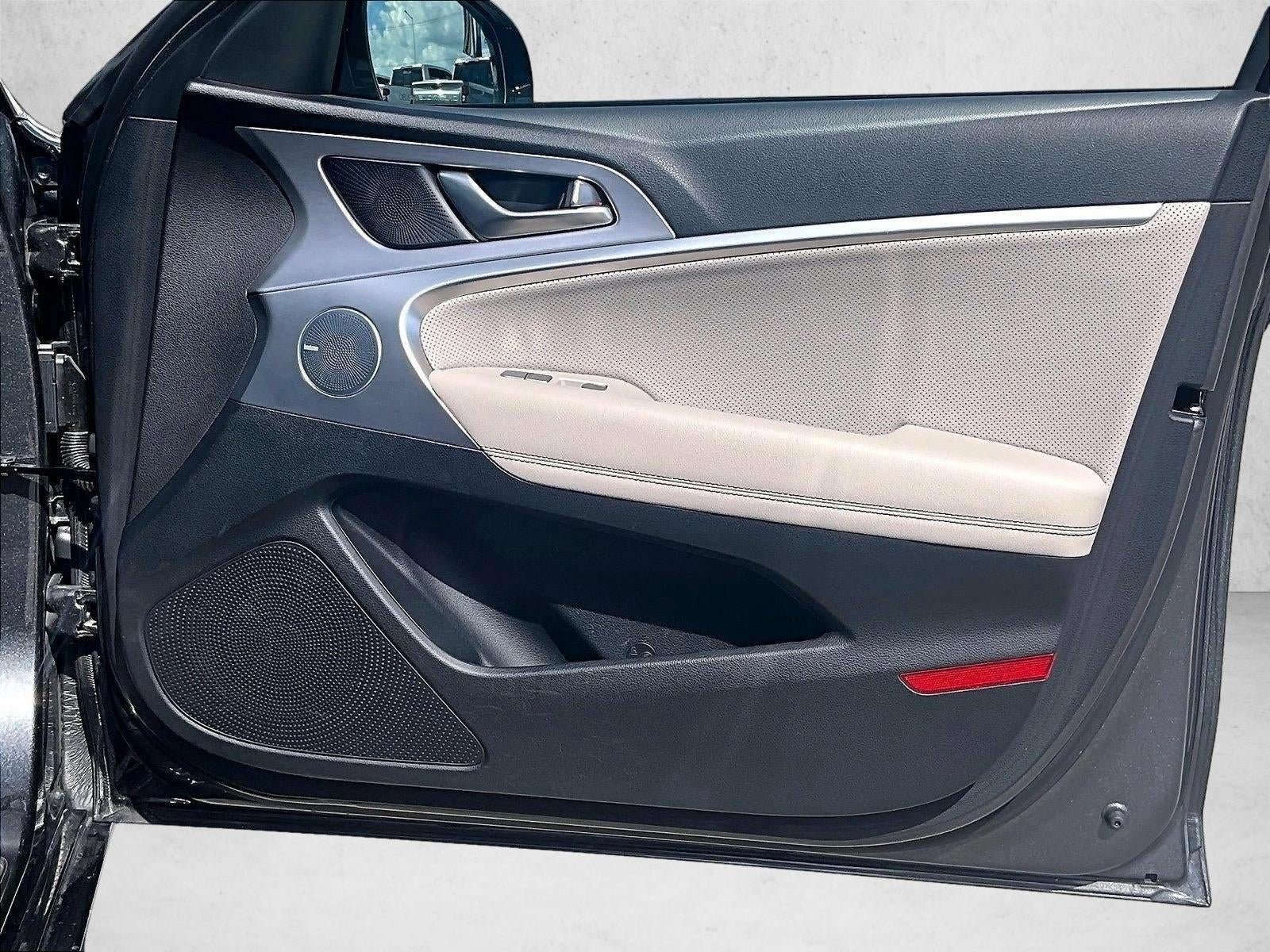 2020 Genesis G70 2.0T RWD