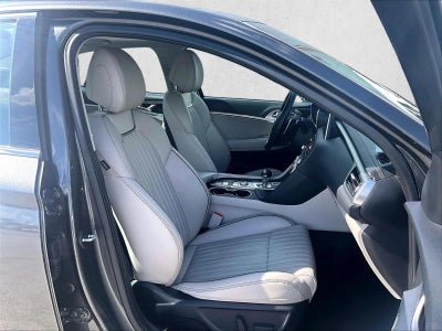 2020 Genesis G70 2.0T RWD