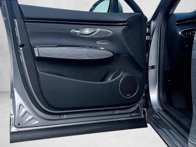 2023 Genesis GV70 2.5T