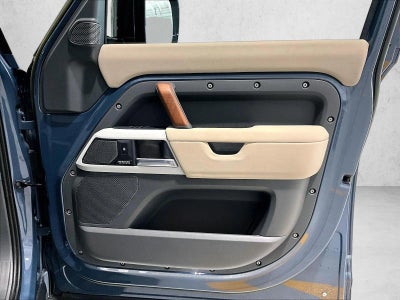 2023 Land Rover Defender X-Dynamic SE