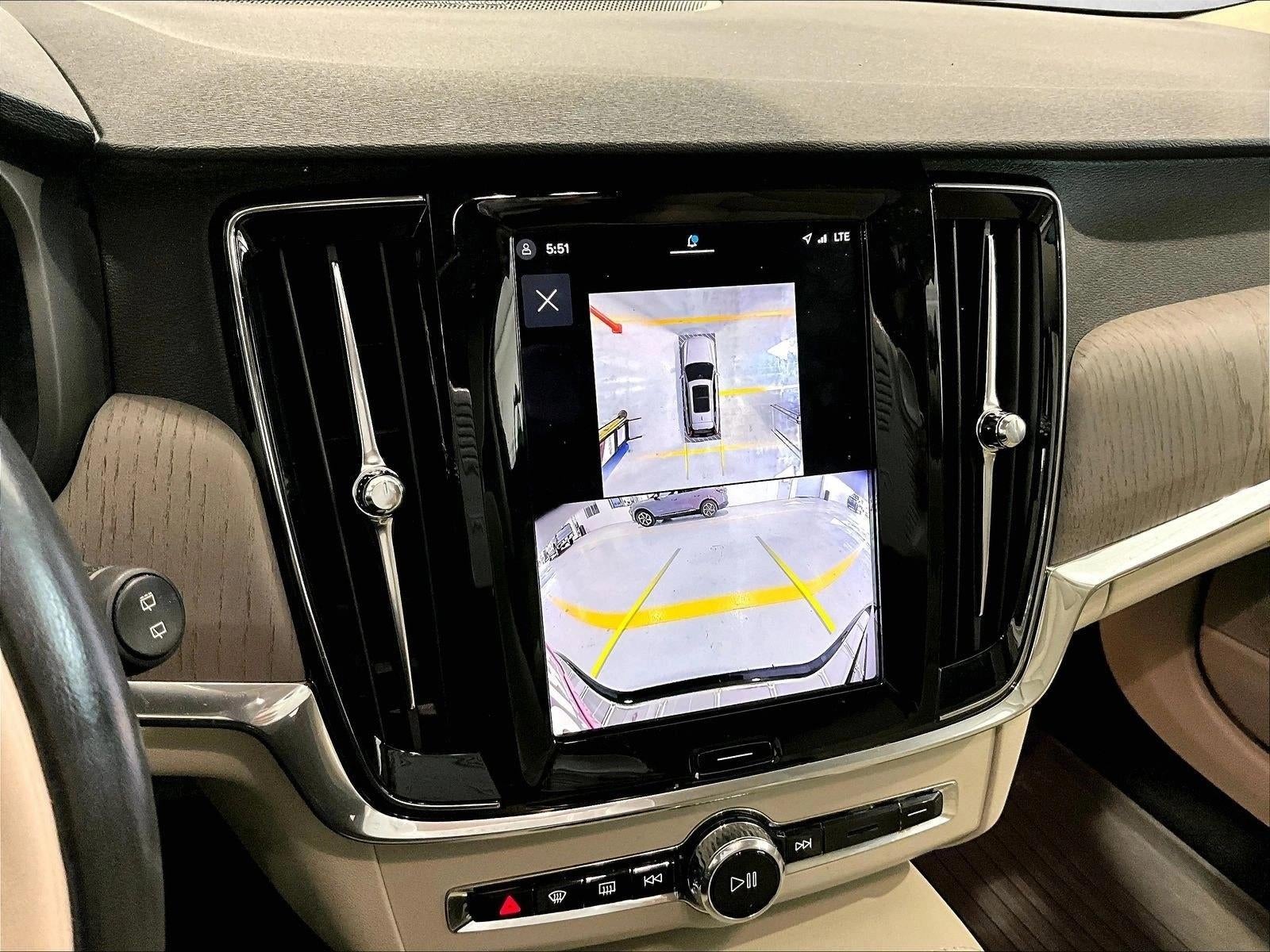 2025 Volvo V90 Cross Country Plus, B6 AWD Gas (mild hybrid)
