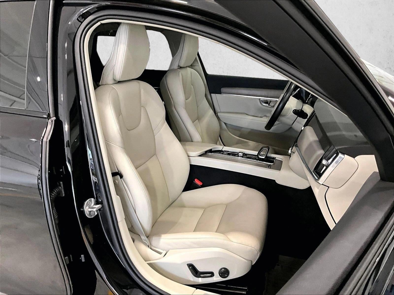 2025 Volvo V90 Cross Country Plus, B6 AWD Gas (mild hybrid)