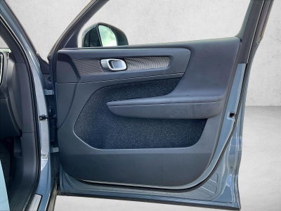 2021 Volvo XC40 Recharge Pure Electric Base