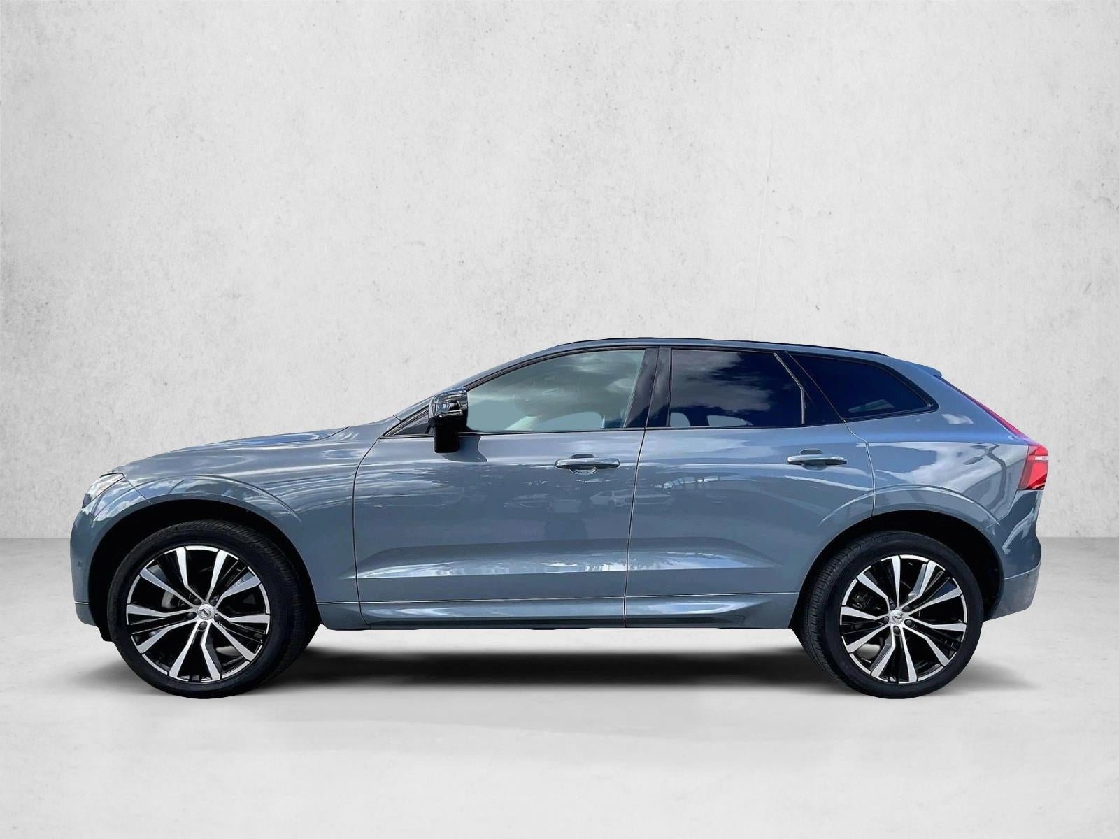 2024 Volvo XC60 Plus Dark Theme