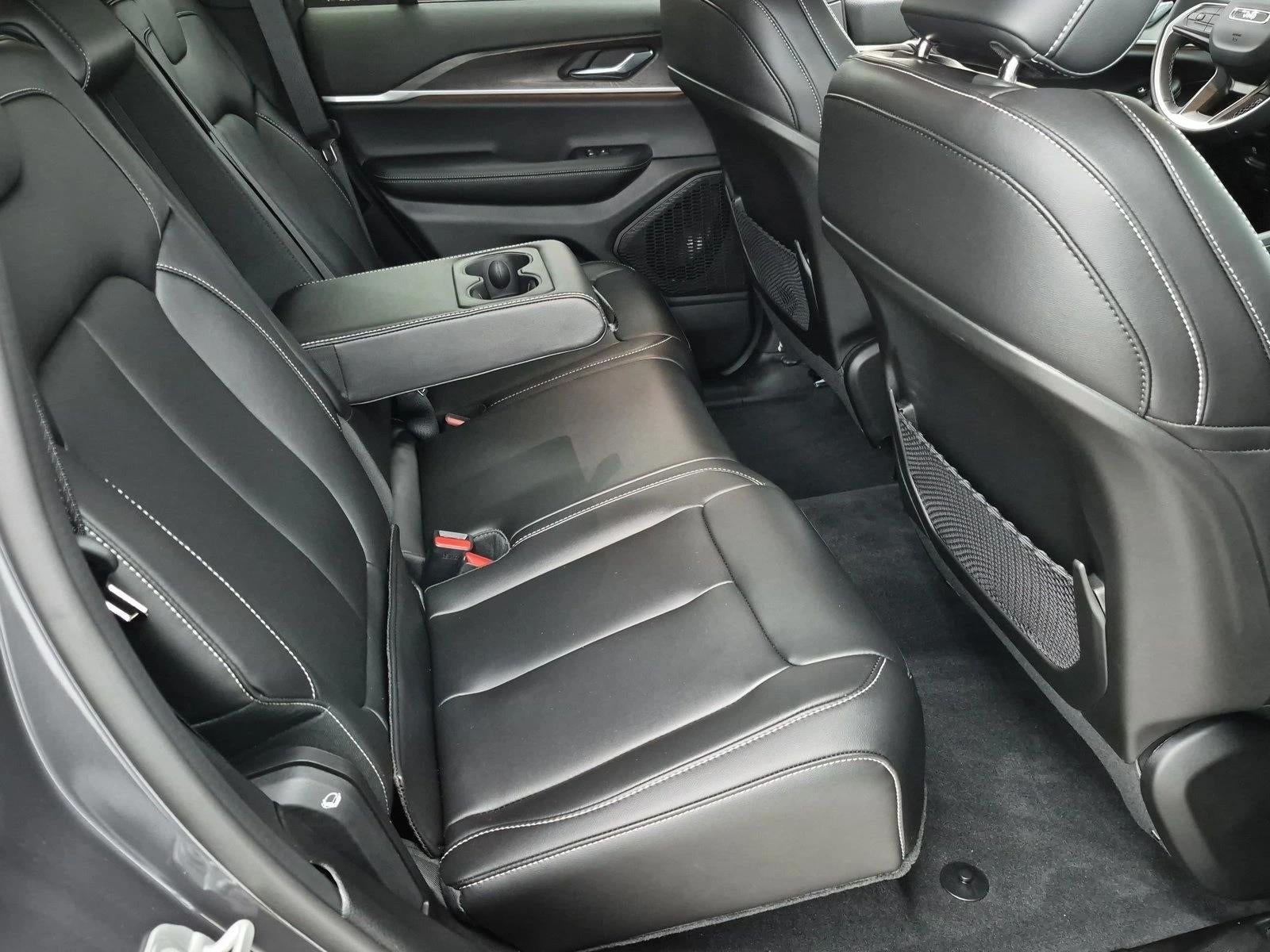 2025 Jeep Grand Cherokee Limited 4x2