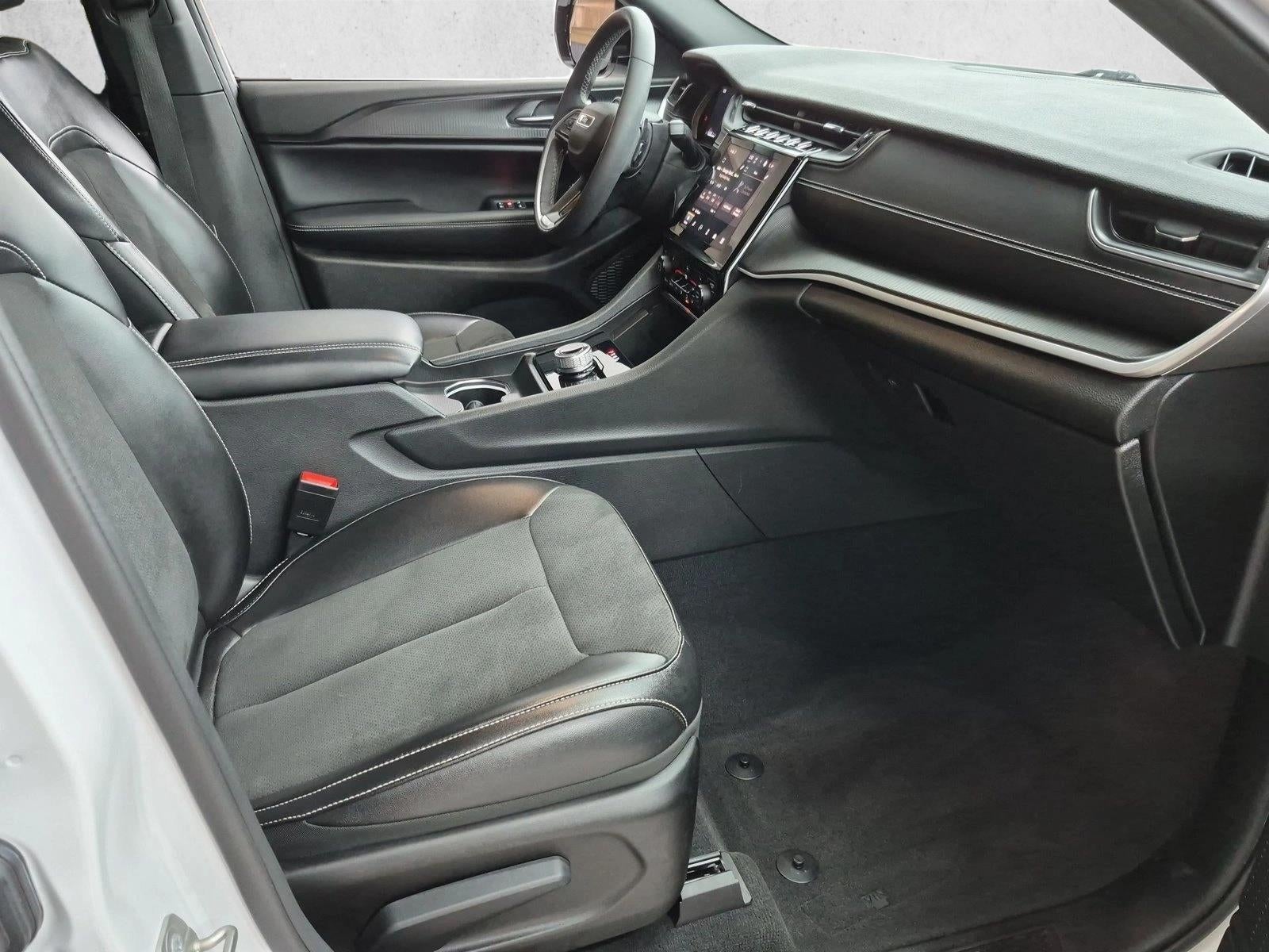 2023 Jeep Grand Cherokee L Altitude 4x2