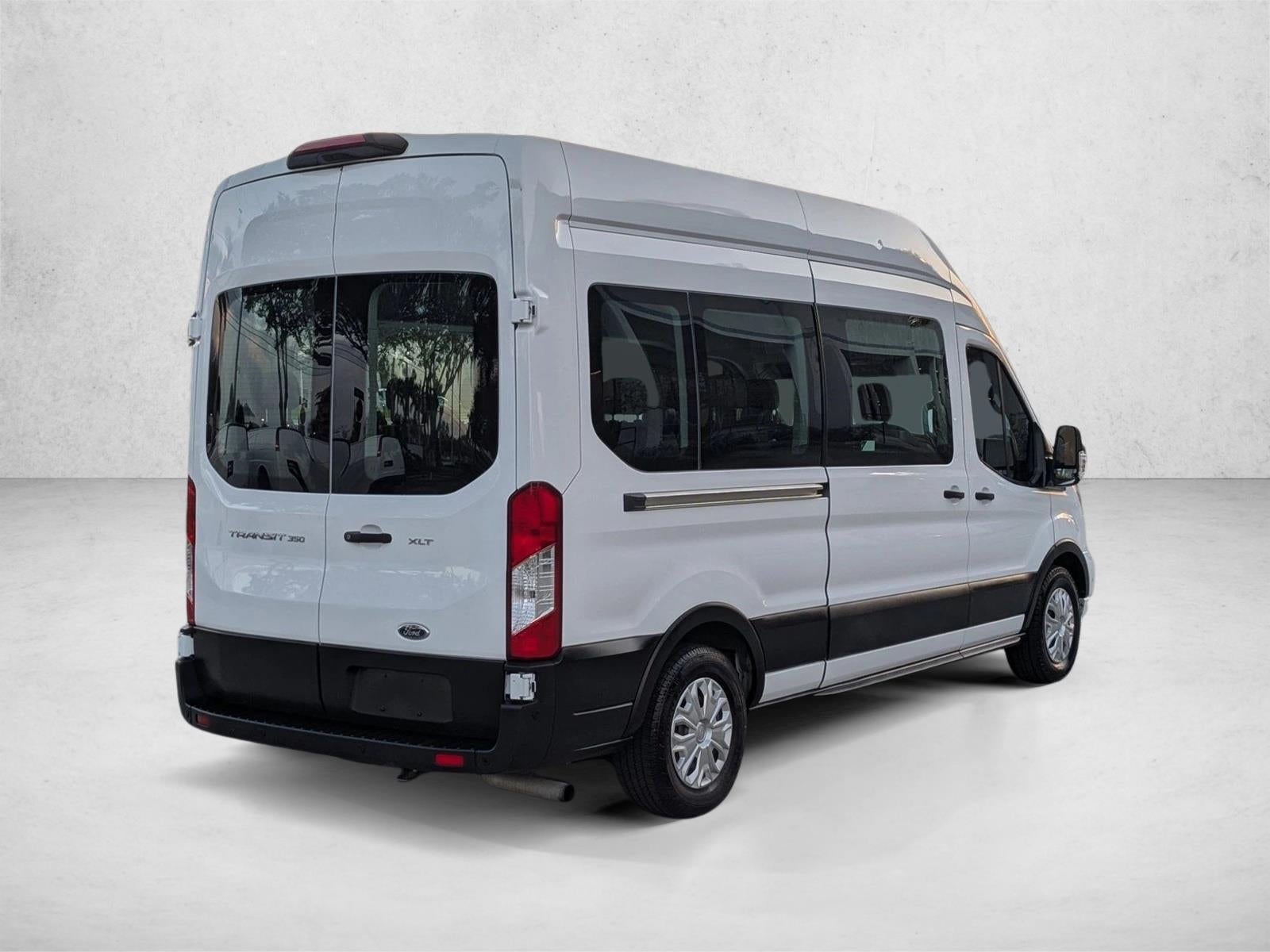 2022 Ford Transit-350 Passenger Van Base